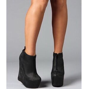 GUC Jeffrey Campbell Ninety Nine Black Zip Ankle Wedge Platform Bootie Size 7.5